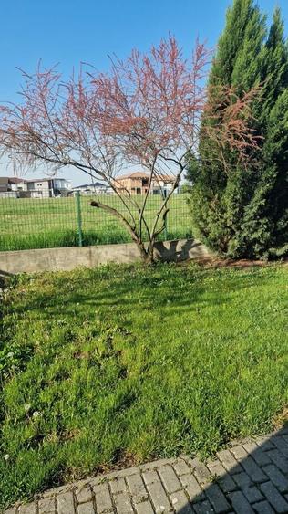 Duplex cu 4 camere cu Canalizare în Dumbrăvița