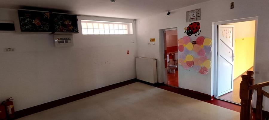 Casă individuală cu 7 camere cu Canalizare în Bunloc