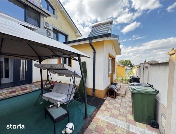 Casă cu Teren 741 Mp în Central
