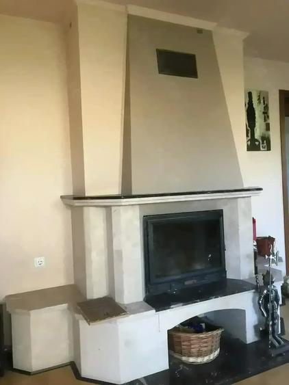 Casă cu Teren 600 Mp în Central