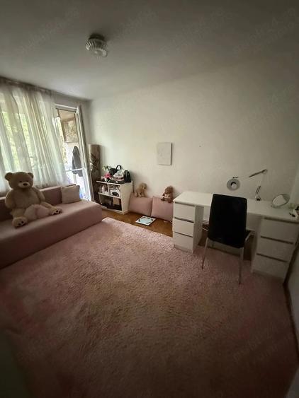 Apartament cu 3 camere decomandat în Tudor