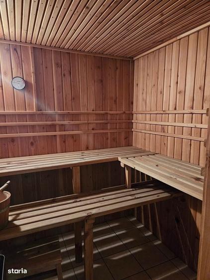 Casă cu 4 camere cu Teren 700 Mp în Central