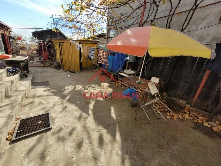 Casă cu 4 camere cu Teren 547 Mp în Măgureni
