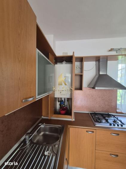 Apartament cu 4 camere decomandat în Herăstrău