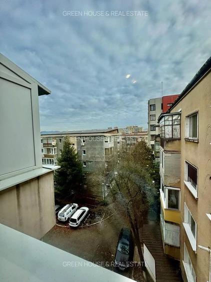 Apartament cu 2 camere semidecomandat în Ultracentral