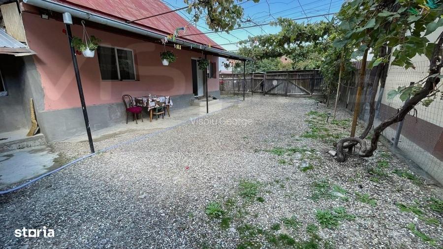 Casa de vanzare - Com. Gura Vaii