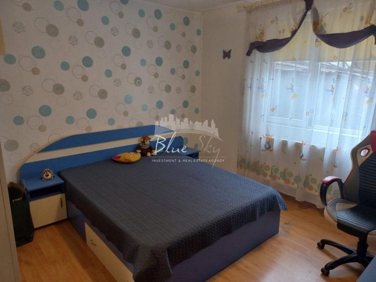 Casă individuală cu 8 camere cu Canalizare în Eforie Sud