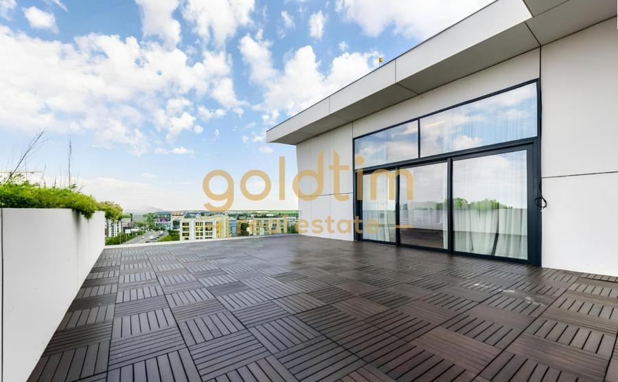 Apartament cu 4 camere semidecomandat, mobilat în Herăstrău