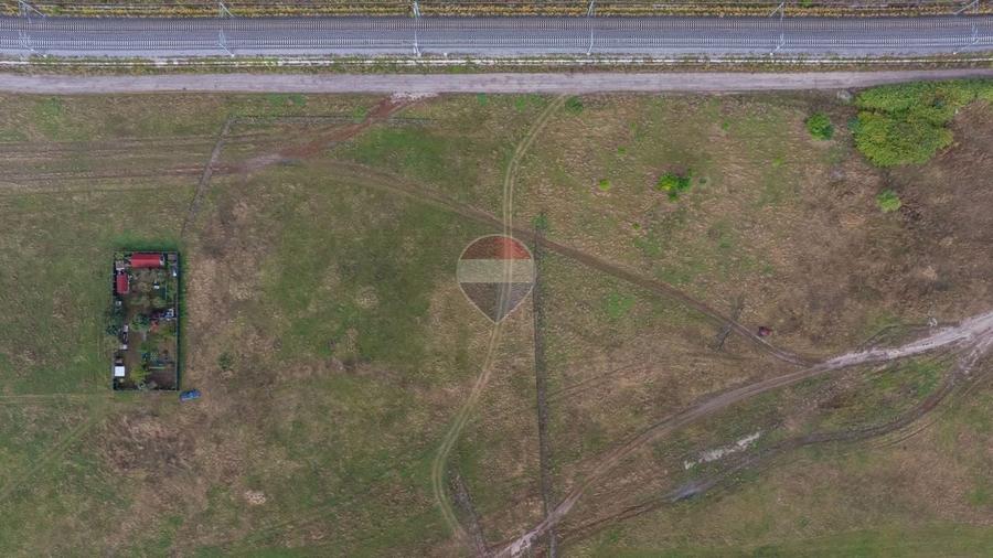 Teren Construcții intravilan de 532 mp, în Tractorul