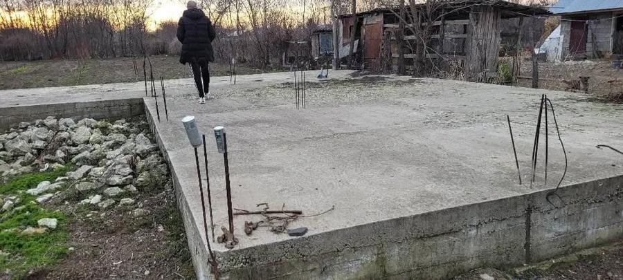 Teren de 1350 mp, în Movila Miresii