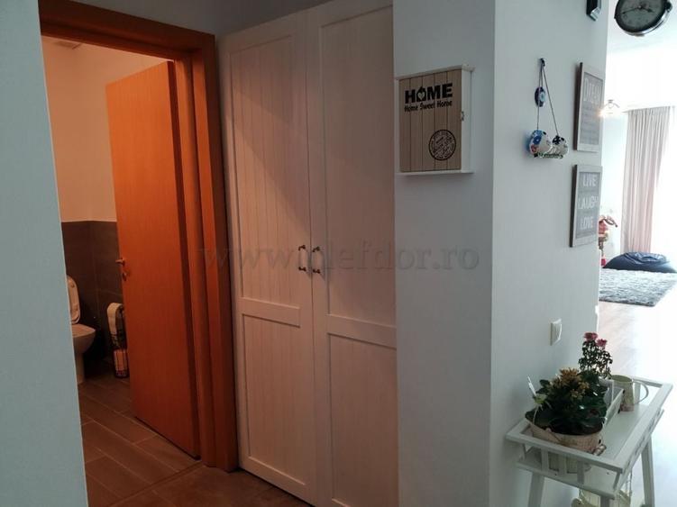 Casă cu 6 camere cu Piscina în Pipera