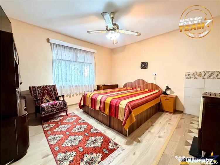 Casă cu 4 camere cu Teren 1315 Mp în Cernat