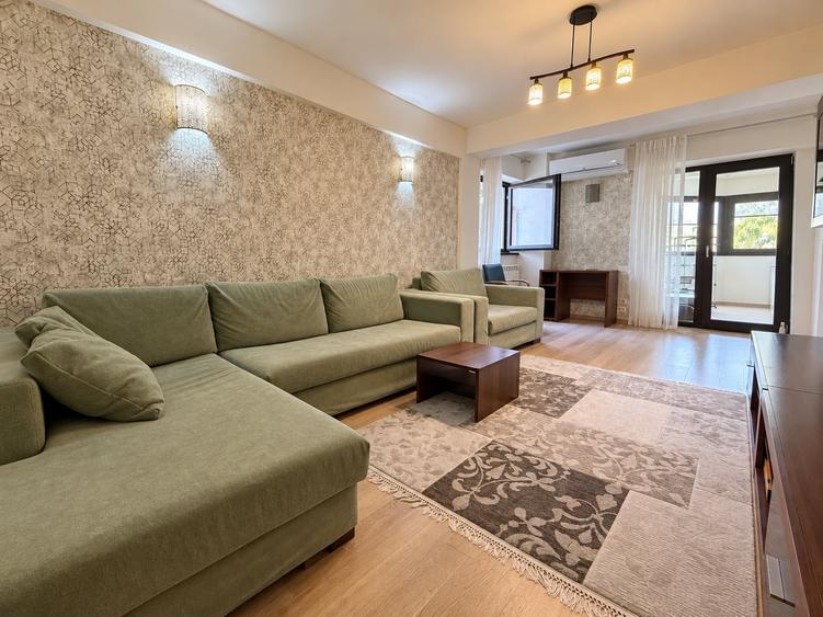 Apartament cu 4 camere decomandat, mobilat în Tomis Nord