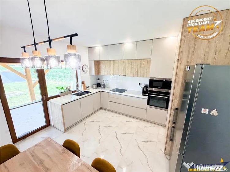 FILM 3D! Mai mult decat o casa: un camin construit cu sufle - 1