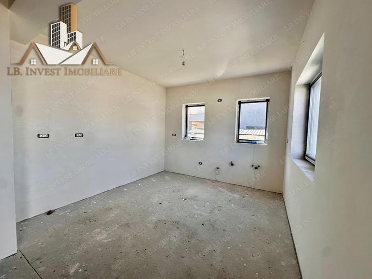 Duplex cu 3 camere cu Canalizare în Moșnița Nouă