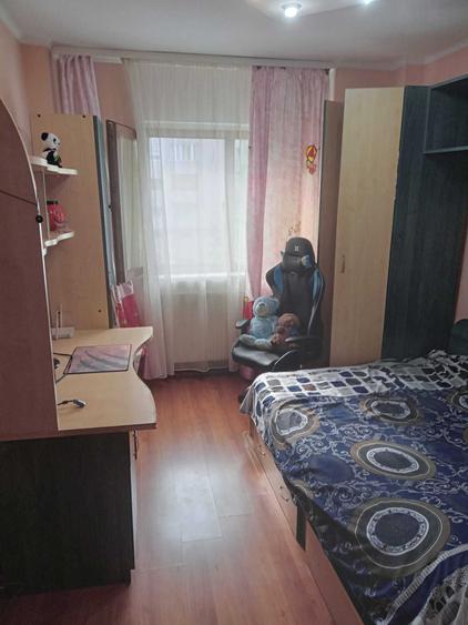Apartament cu 3 camere decomandat în Banat