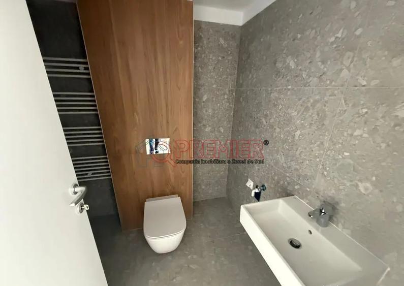 Apartament cu 3 camere decomandat în Cotroceni