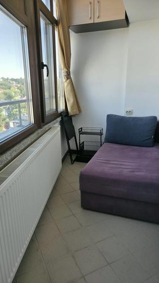 Apartament cu 2 camere decomandat în Podul de Fier