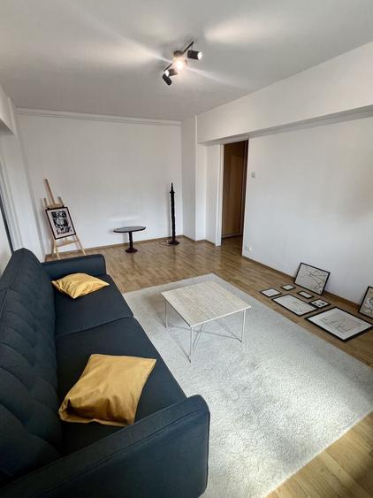 Direct Proprietar/ Prima inchiriere dupa renovare / 3 Camere /2 Bai , Vedere panoramica / Bloc solid / Transport la scara - 3