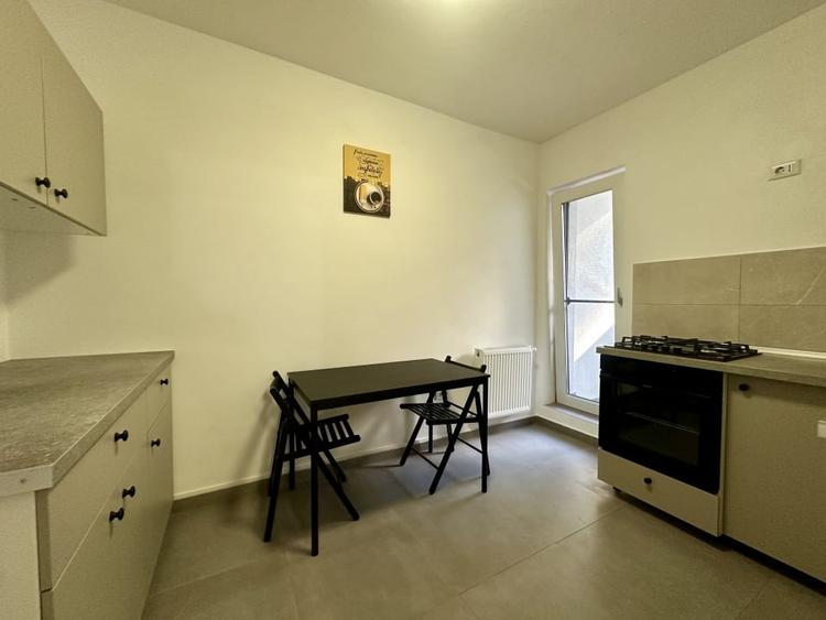 Apartament cu 2 camere decomandat în Păcii