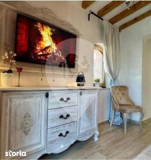 Casă cu 4 camere cu Canalizare în Tractorul