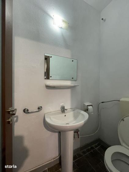 Apartament cu 3 camere decomandat în Cetate