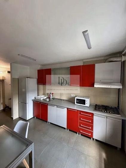 Apartament cu 2 camere decomandat, mobilat în Mărăști