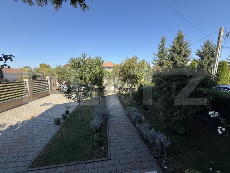 Casă individuală cu 5 camere cu Canalizare în Păulești
