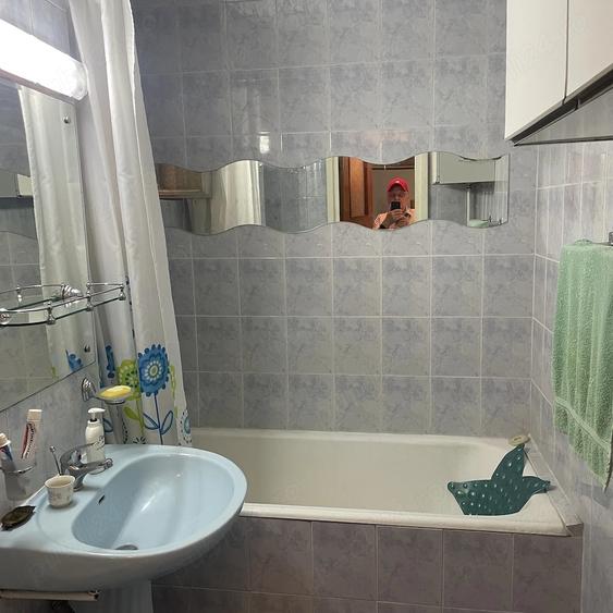Apartament cu 3 camere decomandat în Doamna Ghica