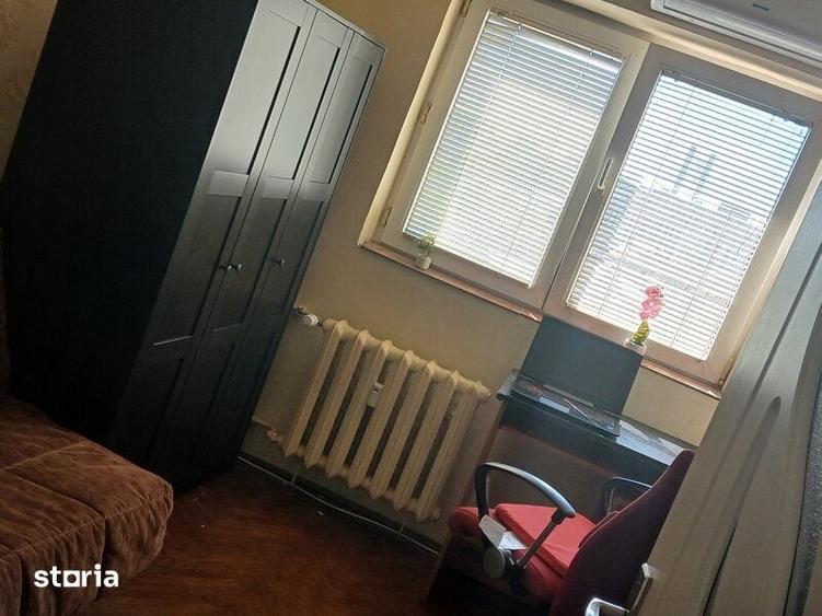 Apartament cu 3 camere semidecomandat în Gara de Nord
