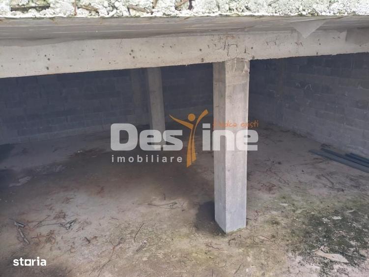 Spațiu comercial, de 210 mp, în Central