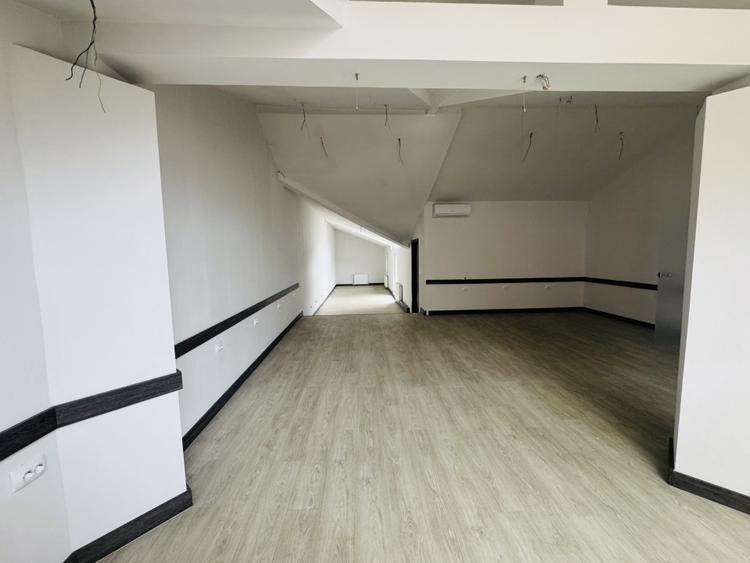 Spațiu comercial, de 143 mp, în Lipovei