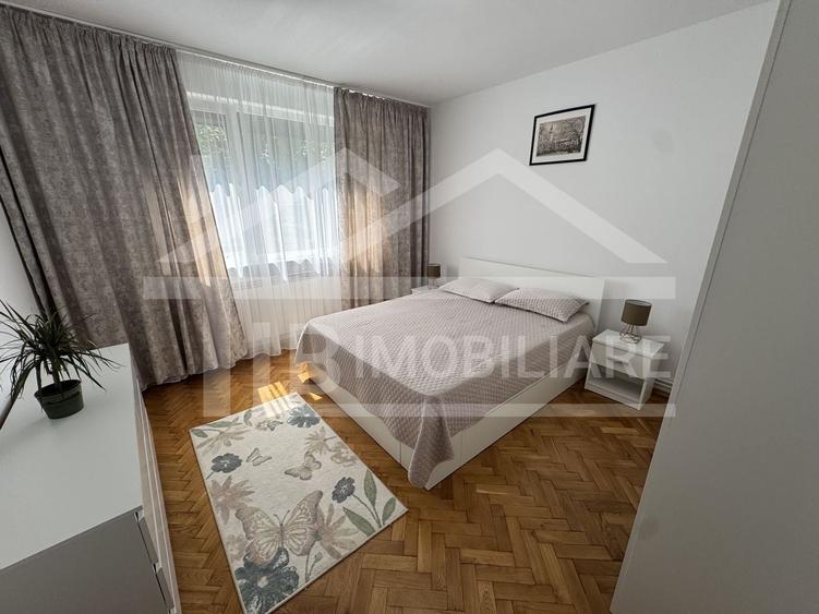 Apartament cu 2 camere decomandat în Aleea Carpați