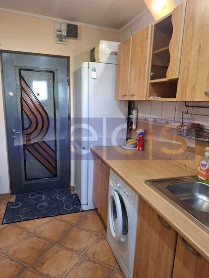 Apartament cu 3 camere decomandat, mobilat în Nicolae Grigorescu