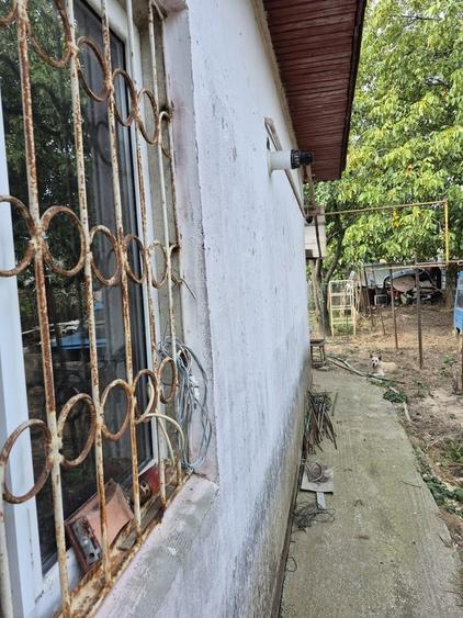 Casă cu 3 camere cu Teren 1065 Mp în Domnești