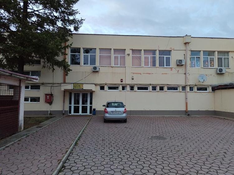 Spațiu comercial, de 644 mp, în Exterior Vest