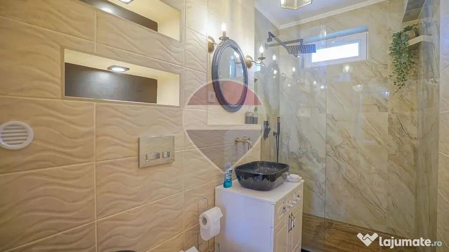 Apartament cu 2 camere semidecomandat în 15 Noiembrie