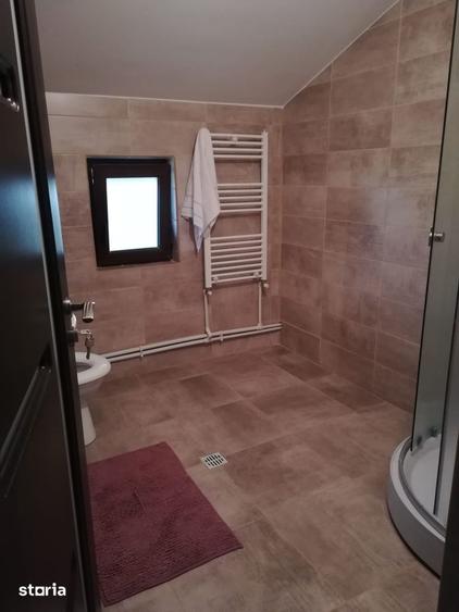 Casă cu 5 camere cu Teren 460 Mp în Buturugeni