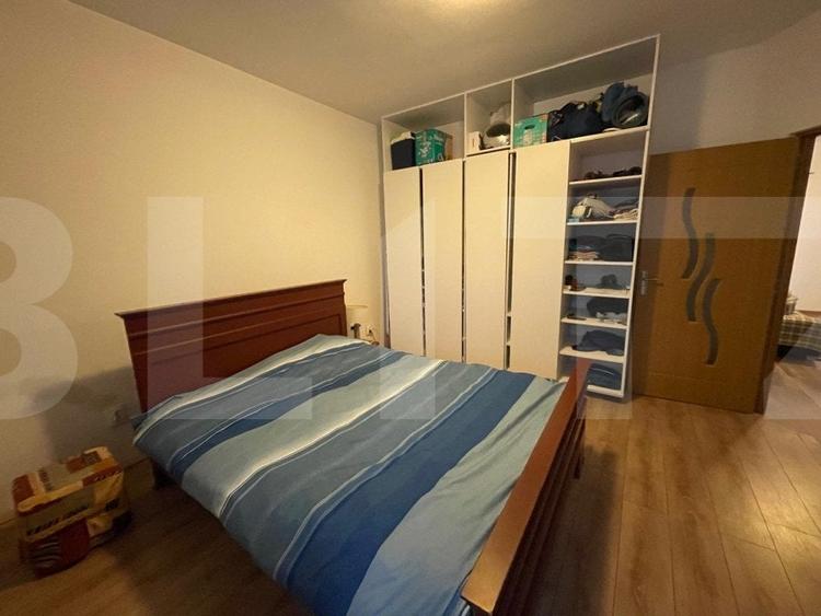 Apartament cu 3 camere semidecomandat, mobilat în Europa