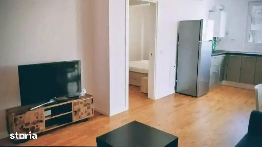 Apartament cu 2 camere, mobilat în Central