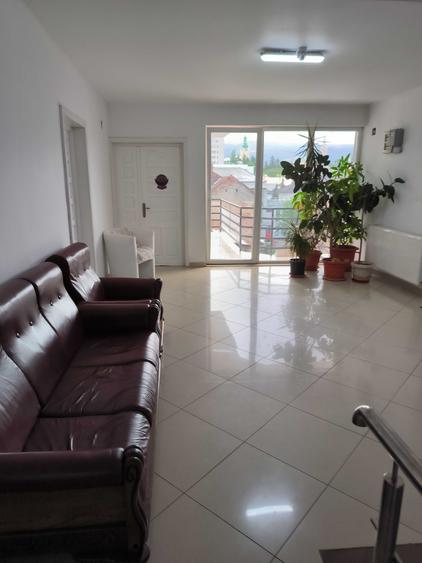 Spațiu comercial, de 100 mp, în Central