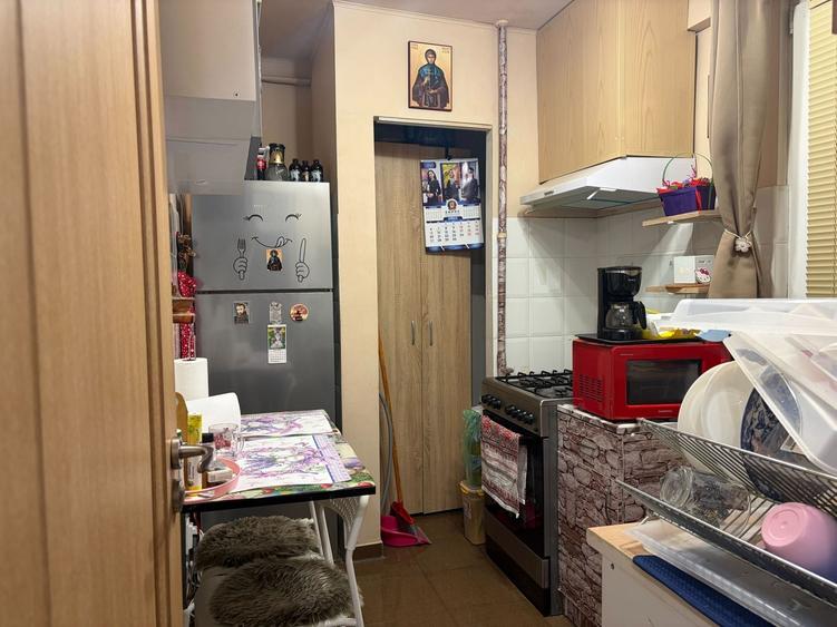 Apartament cu 2 camere decomandat, mobilat în Șura Mare