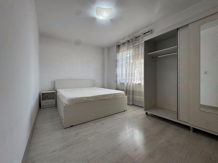 Apartament cu 2 camere decomandat în Valea Adâncă