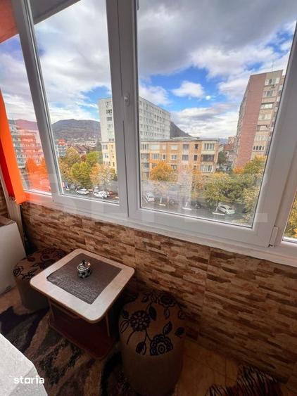 Apartament cu 4 camere, mobilat în Ultracentral