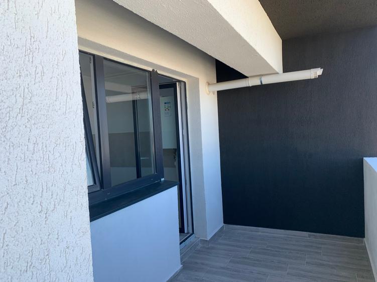 Apartament cu 2 camere nedecomandat în Berceni