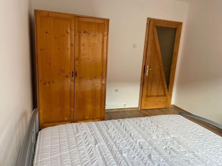 Inchiriez ap 2camere centru linga Petrom etaj 2 decomandatSebes linga petrom - 2