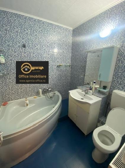 Apartament cu 3 camere în Traian