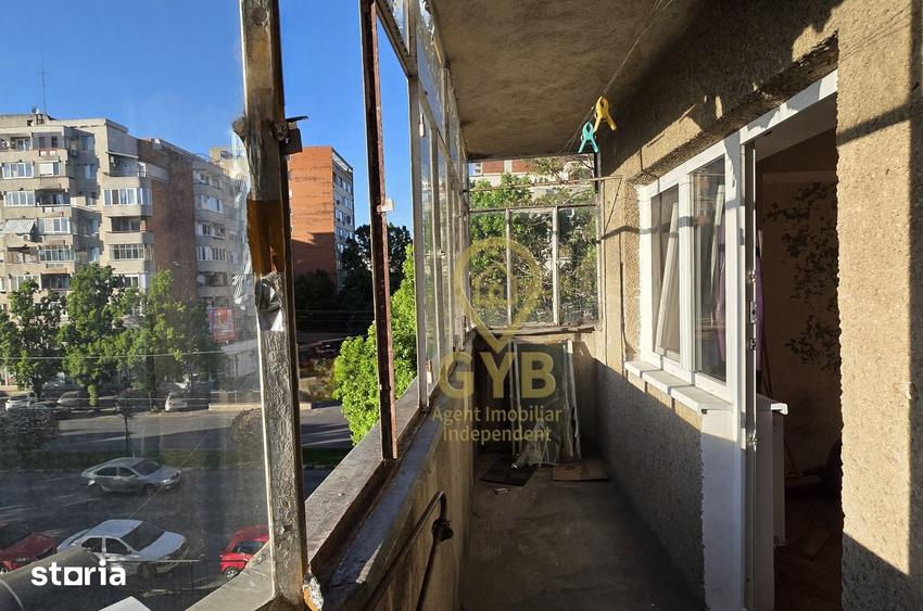 Apartament cu 2 camere decomandat în Decebal
