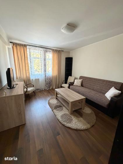 Apartament cu 2 camere semidecomandat în Central