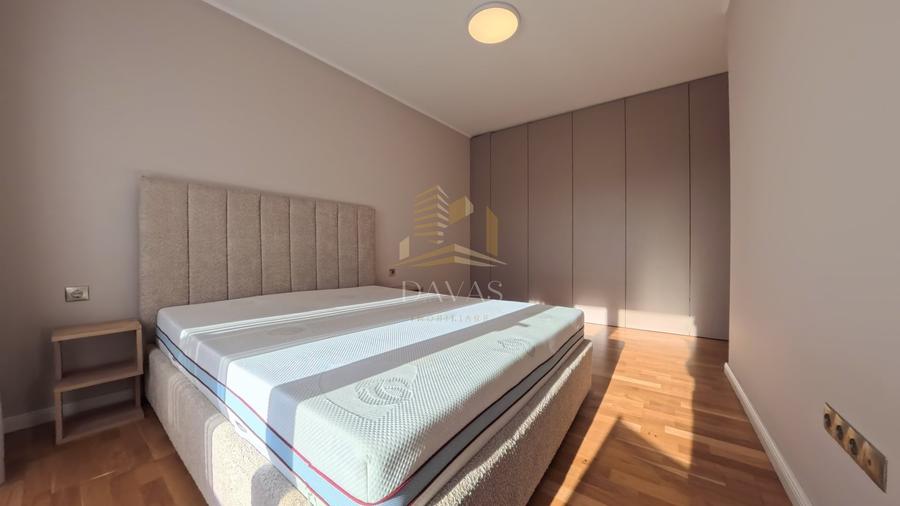Apartament cu 2 camere semidecomandat, mobilat în Mărăști